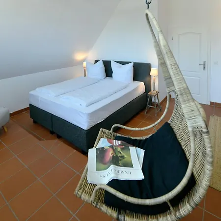 Am Gutspark Drankse Seegras * Dranske