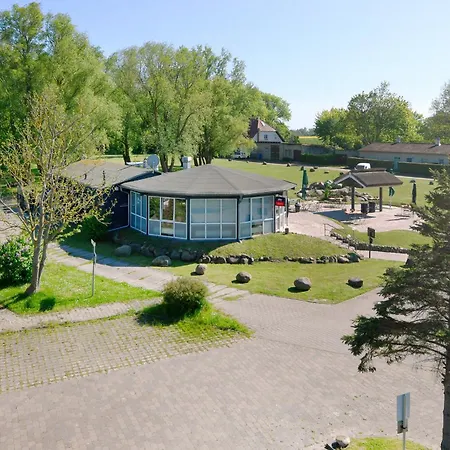 Am Gutspark Drankse Seegras Apartament